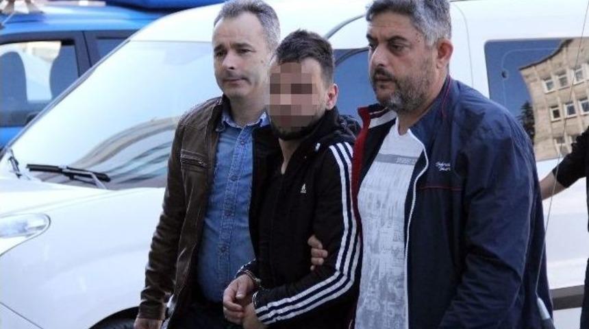 Takside 5 Bin Adet Uyuşturucu Hapla Yakalanan 3 Kişi Adliyeye Sevk Edildi