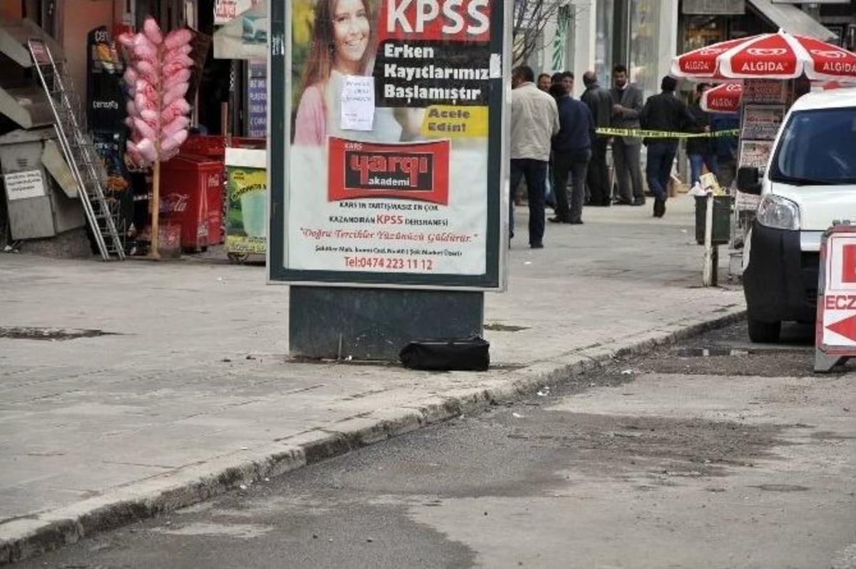 Kars&rsquo;ta Ş&uuml;pheli Valiz Paniği