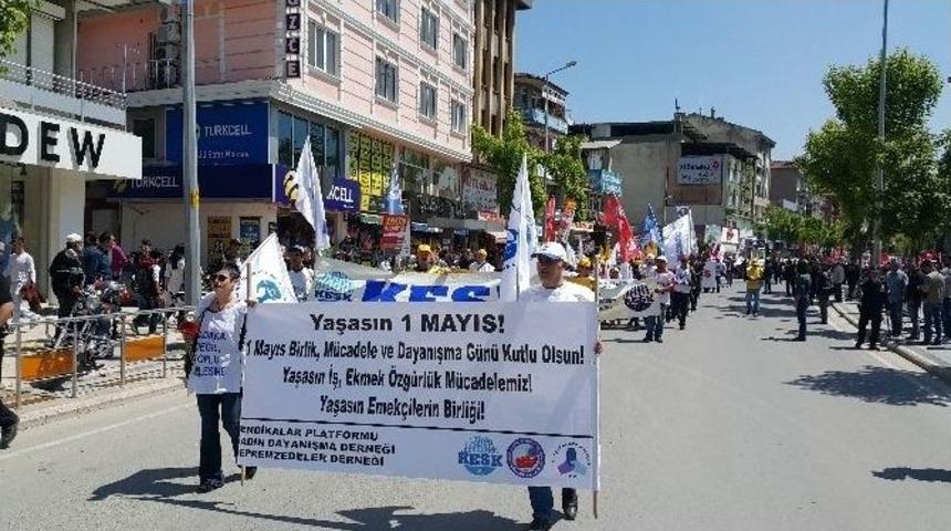 D&uuml;zce&rsquo;de 1 Mayıs Kutlandı