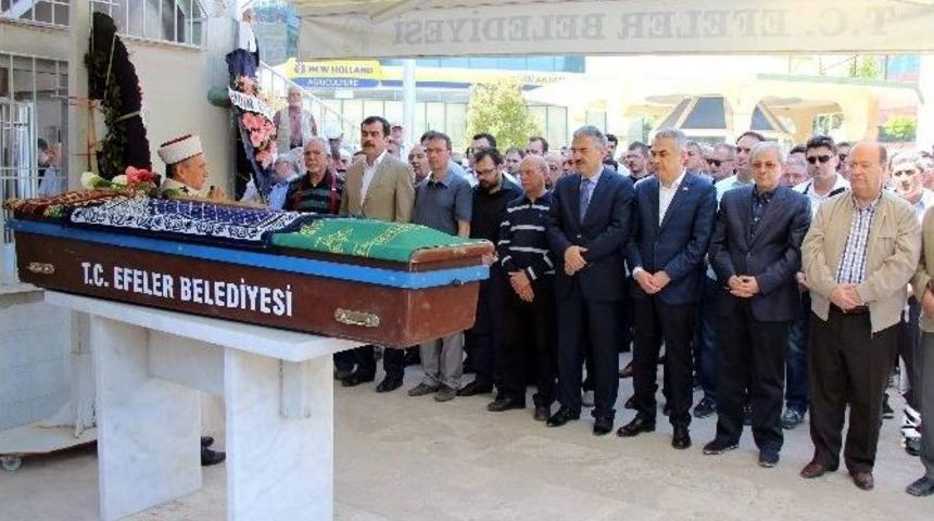 Basın M&uuml;d&uuml;r&uuml; S&ouml;ylevci&rsquo;nin Annesi Son Yolculuğuna Uğurlandı