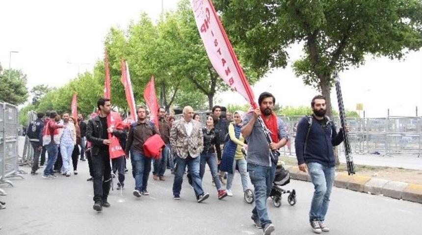 Bakırk&ouml;y&rsquo;deki 1 Mayıs Kutlamalarında, Vatandaşlar Dağılmaya Başladı