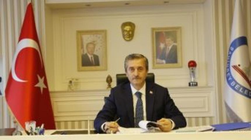 Şahinbey Belediye Başkanı Mehmet Tahmazoğlu Ter&ouml;r Saldırısını Kınadı