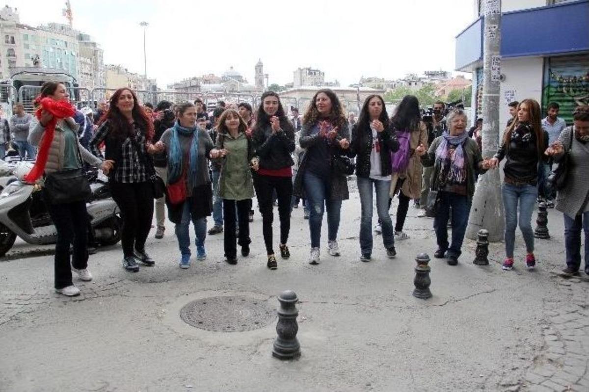 Taksim&rsquo;de Halaylı Protestoya Polis M&uuml;dahalesi
