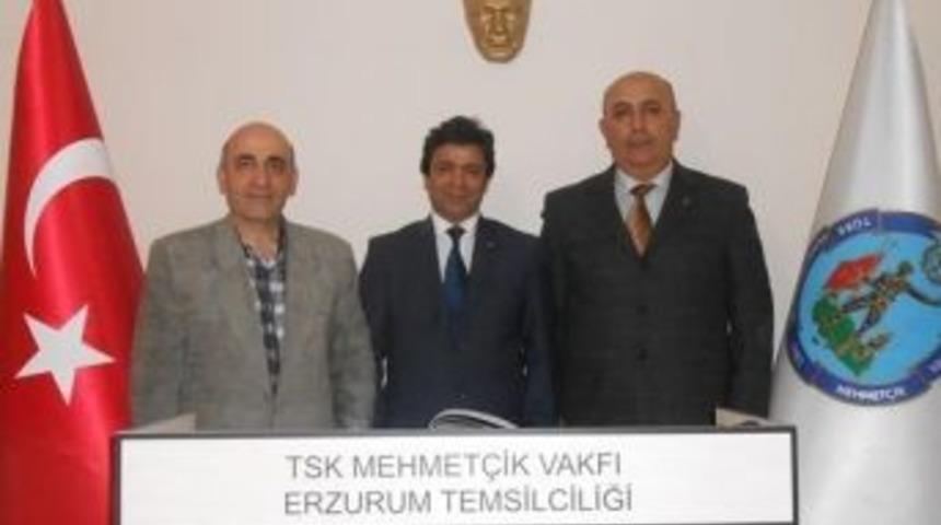 Gazeteci-yazar Karahan&rsquo;dan Tsk Mehmet&ccedil;ik Vakfı&rsquo;na Ziyaret