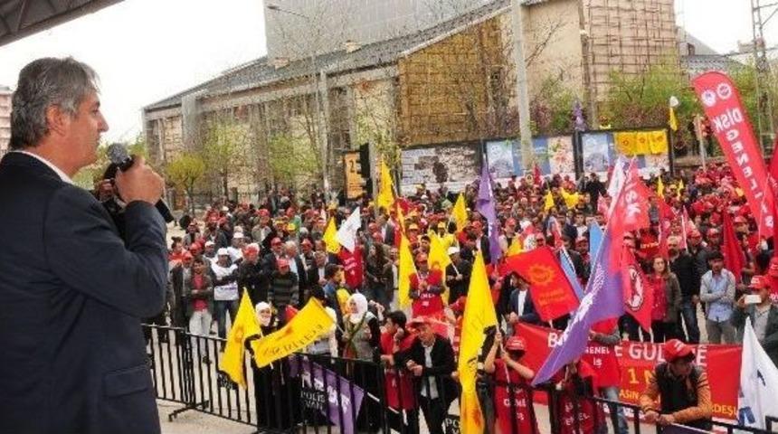 Van&rsquo;da 1 Mayıs Kutlaması