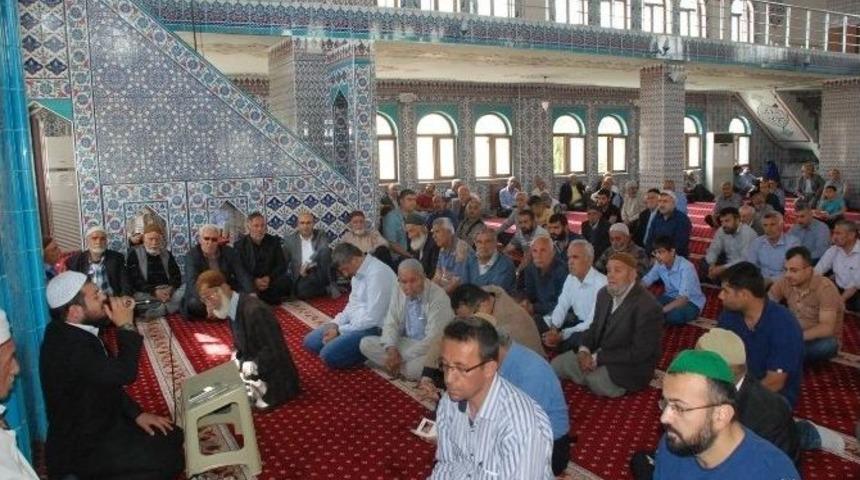 Şehit Uzman &Ccedil;avuş Turan &Ccedil;elik İ&ccedil;in Mevlit Okutuldu