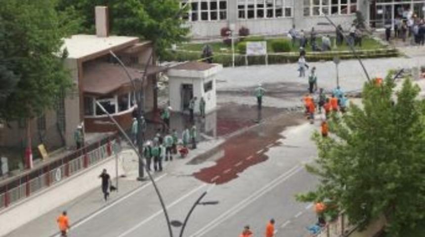 Gaziantep&rsquo;te Patlamanın İzleri Siliniyor