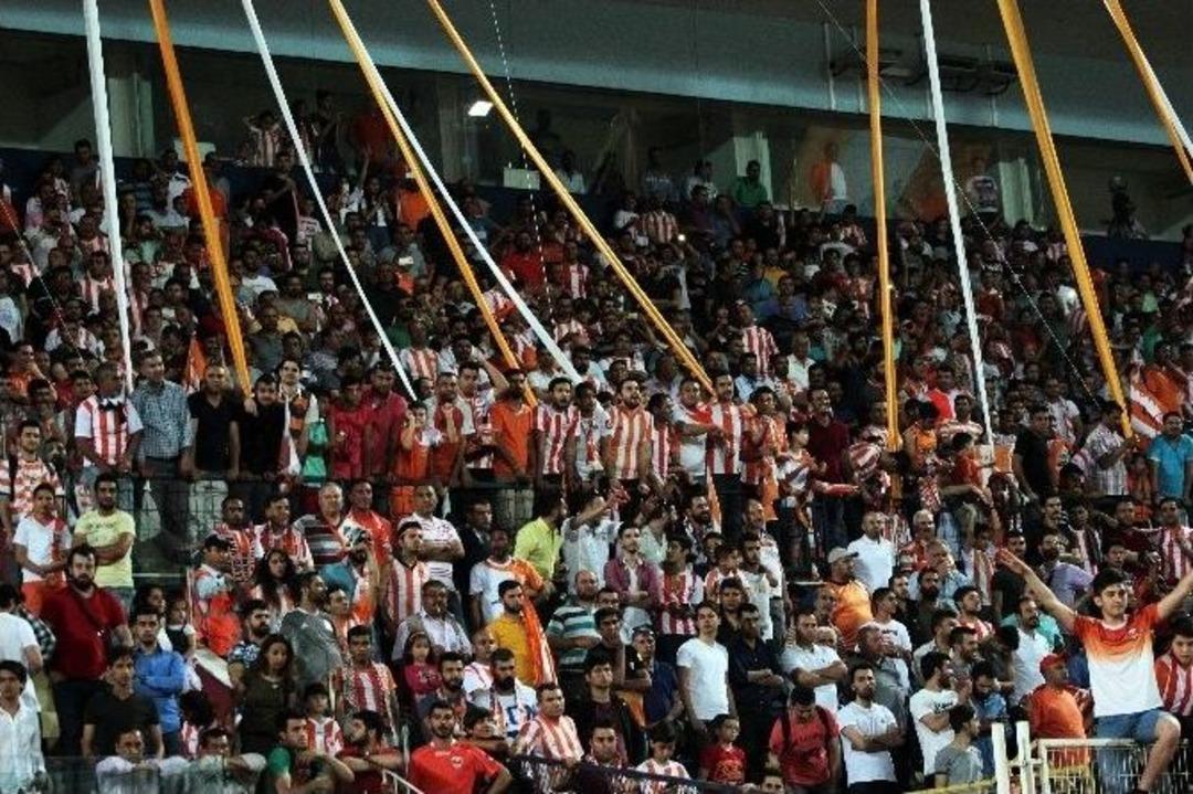 Adanaspor Şampiyonluk Kupasını Aldı