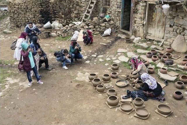 Genç Fotoğrafçılar Gudu Yapımını Fotoğrafladı