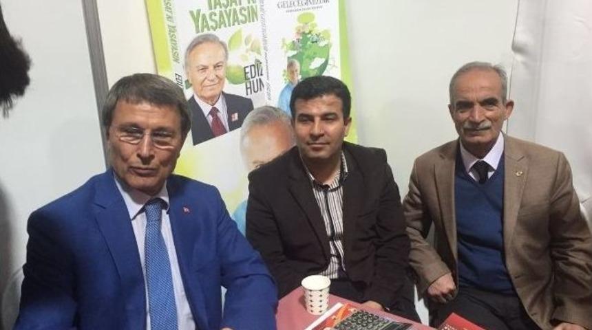 Babıali Yayınevi Yazarları Erzurum Kitap Fuarında Okurlarıyla Buluşuyor