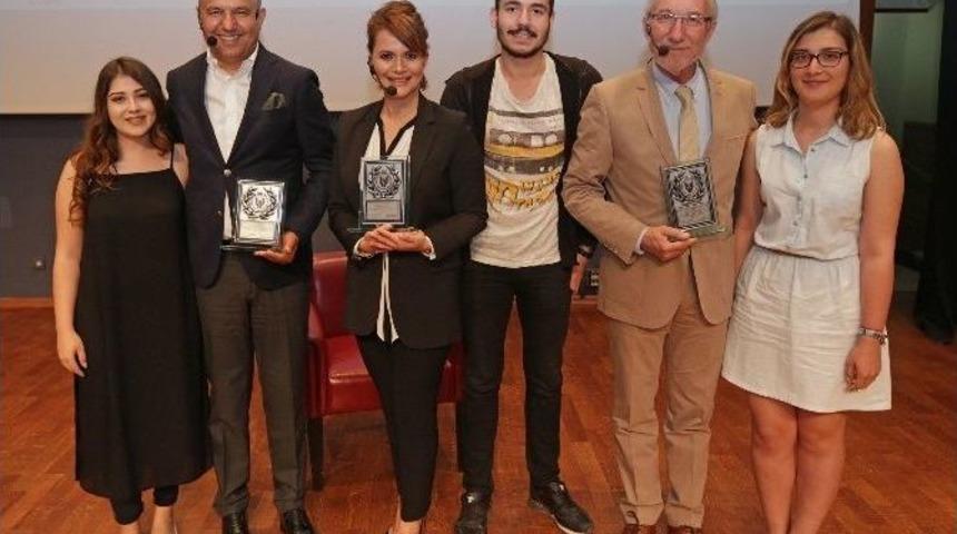 B&uuml;y&uuml;k Şehirlerde Aşık Olmak Zor