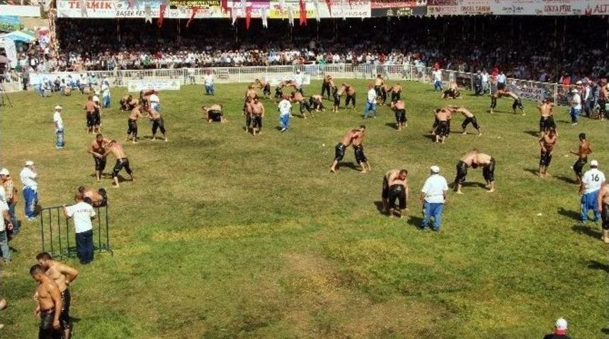 Kumluca&rsquo;da Başpehlivan İkinci Kez Orhan Okulu