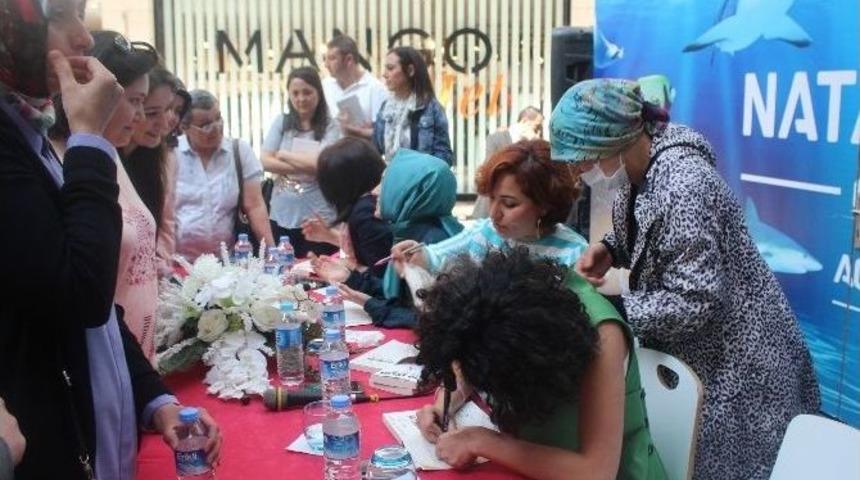 &rsquo;10 Amazon Y&uuml;ksek Doz Yaşam&lsquo; Yazarları, Nata Vega Outlet&rsquo;te İmza G&uuml;n&uuml;ne Katıldı