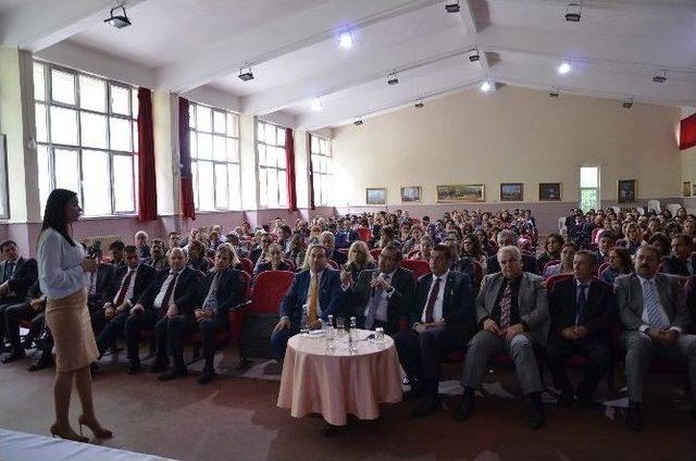 Öğretmenlere “olumlu Okul İklimi” Konferansı