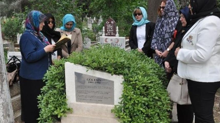 T&uuml;rkiye&rsquo;nin Se&ccedil;ilmiş İlk Muhtarı Mezarı Başında Anıldı