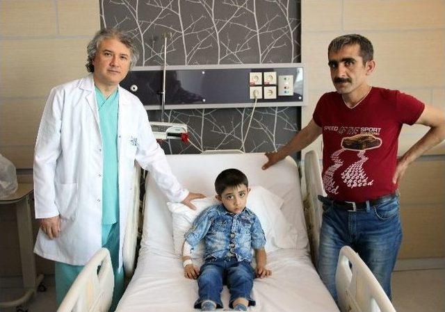 (&ouml;zel Haber) Beş Yaşındaki Mehmet Artık Bisiklete Binebilecek 1