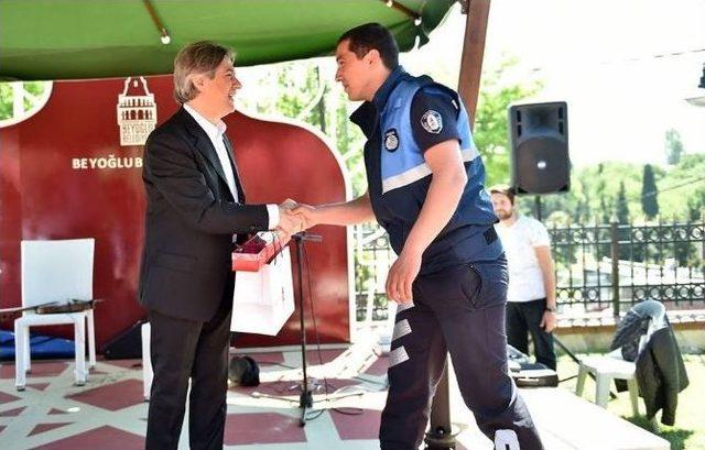 Başkan Demircan, Belediye Çalışanlarıyla Doğum Günü Pastası Kesti 1