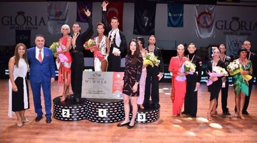 Antalya&rsquo;da Dans Ş&ouml;leni