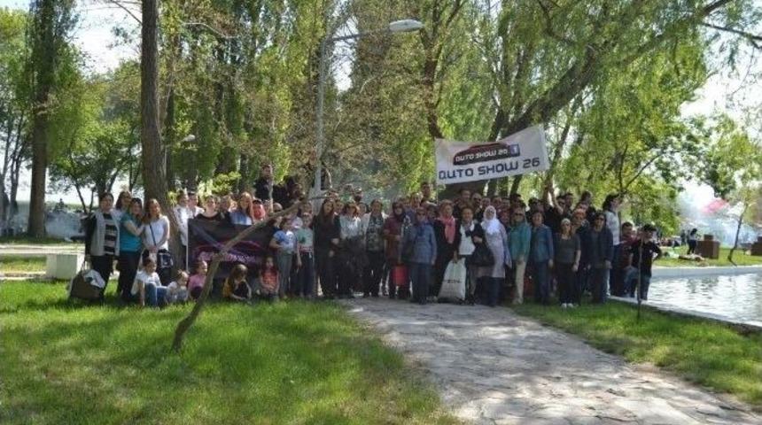 Otomobil Tutkunları 1 Mayıs&rsquo;ı Farklı Kutladı