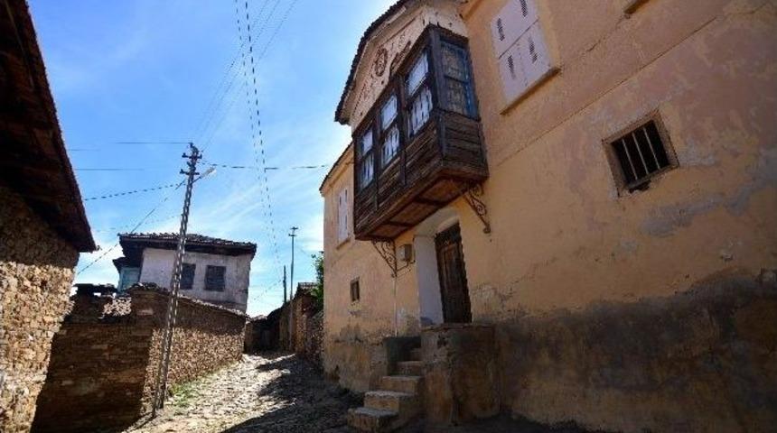 Kemer Tarih Kokuyor