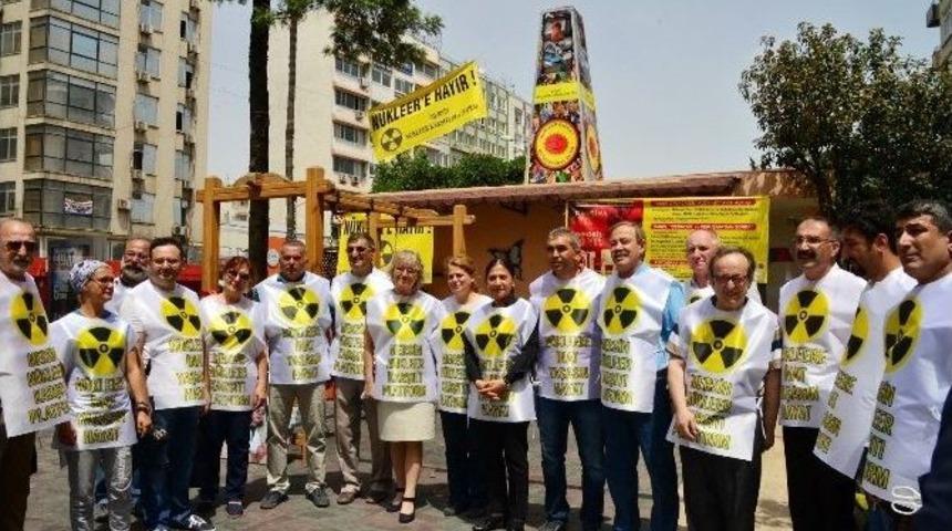 Mersin&rsquo;de &Ccedil;ernobil Anısına &Ccedil;ocuklar İ&ccedil;in Anıt Dikildi