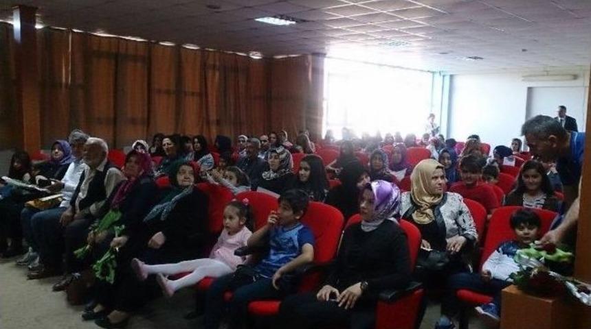 Anma Programı D&uuml;zenlendi