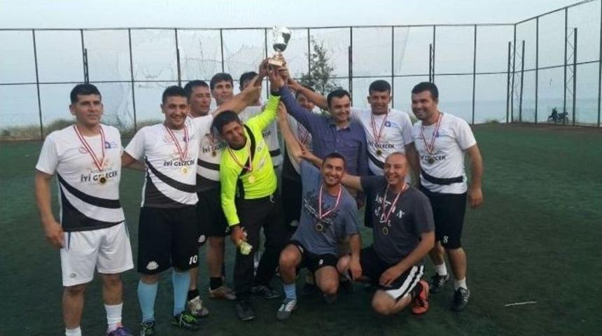 Demre Kurumlar Arası Futbol Turnuvası Sona Erdi