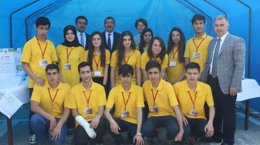 Elazığ&rsquo;da T&uuml;bitak 4006 Bilim Fuarı A&ccedil;ıldı