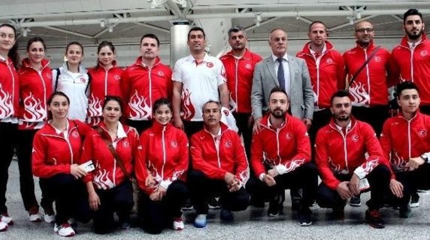 Ay-yıldızlı Karateciler Fransa Yolcusu