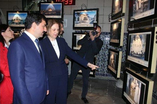 Bezmialem Valide Sultan’ı Anma Haftası Etkinlikleri Fotoğraf Sergisiyle Başladı