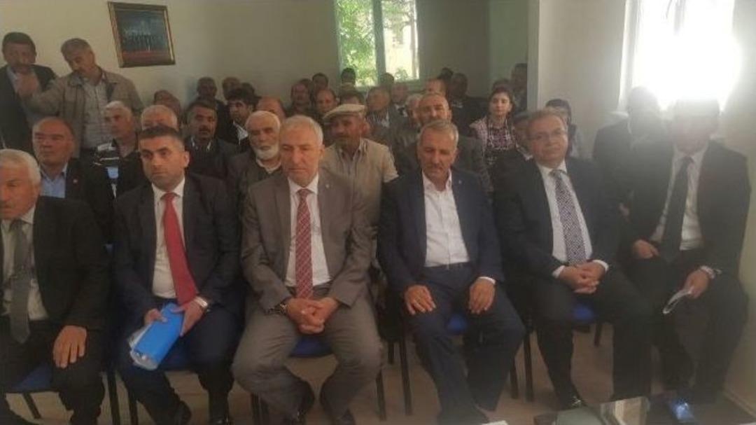 Ak Parti Ak&ccedil;adağ İl&ccedil;e Danışma Toplantısı Yapıldı