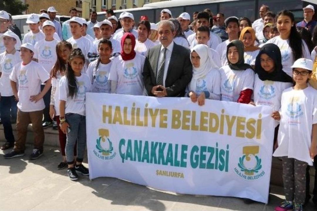Demirkol, &Ouml;ğrencileri &Ccedil;anakkale&rsquo;ye Uğurladı