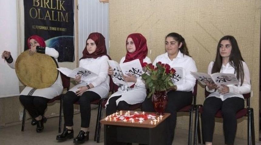 &Ouml;ğrencilerden Kutlu Doğum Haftasına &Ouml;zel Etkinlik