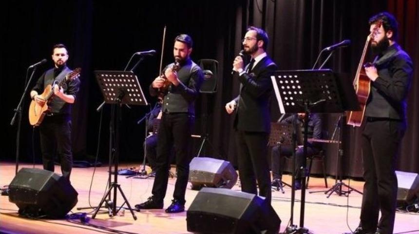 Grup Sezgiler&rsquo;den Muhteşem Performans