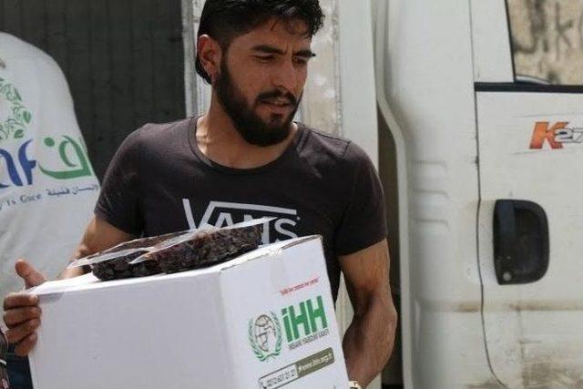 İhh’dan Bombardıman Altındaki Halep’e Yardım