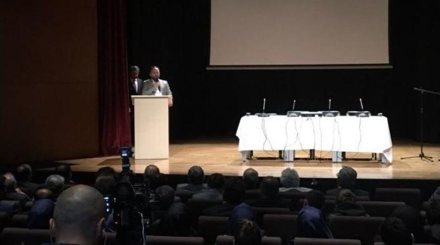 Necip Fazıl Ey&uuml;p&rsquo;te Anılıyor