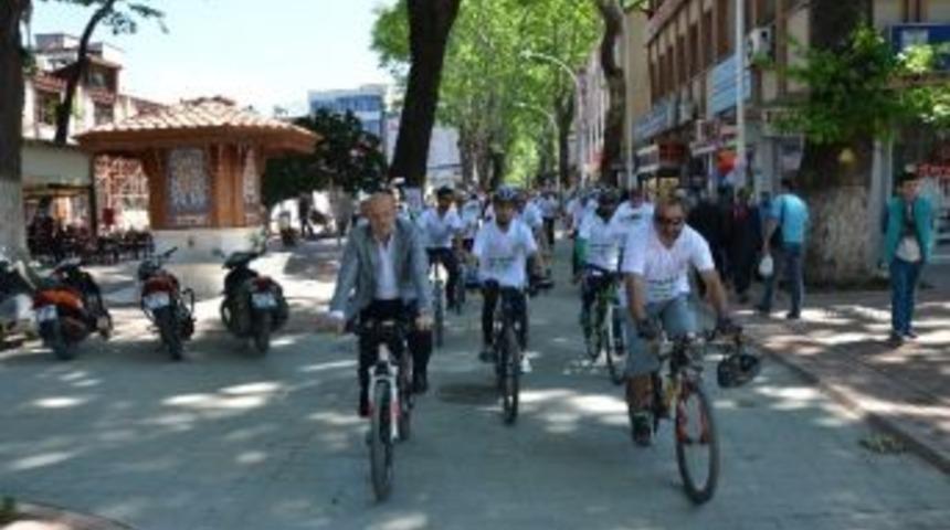 Başkan Sargın Yetimler İ&ccedil;in Pedal &Ccedil;evirdi