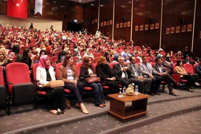 Çocuk Ve Ergen Psikiyatristi Yrd. Doç. Dr. Serhat Nasıroğlu: