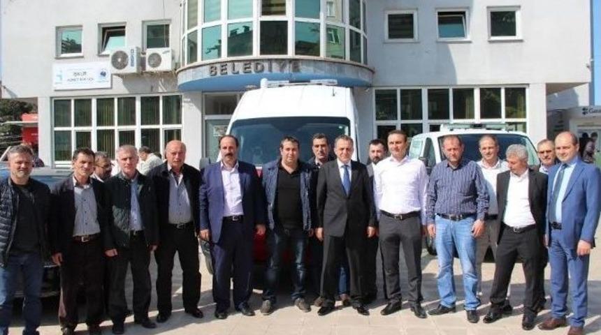 Hayırsever İşadamları Yomra Belediyesine Cenaze Yıkama Ve Taşıma Aracı Bağışladı