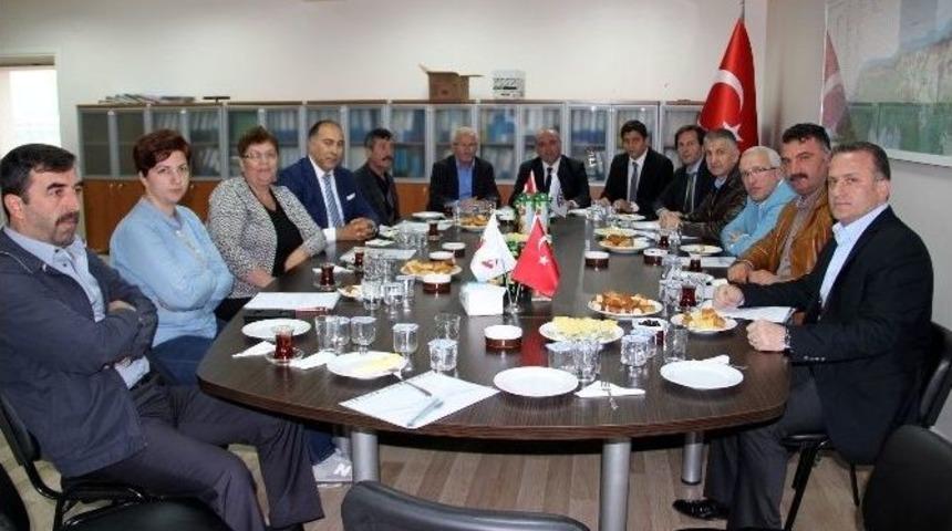 &Ouml;zs&uuml;mer Yeniden Yaski Başkanı