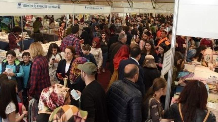 Erzurum Kitap Fuarı&rsquo;na Rekor Ziyaret&ccedil;i