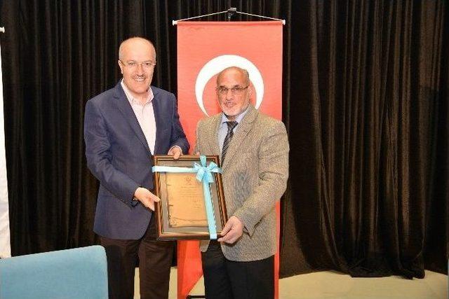 Altıeyl&uuml;l&rsquo;de "tıbb-ı Nebevi" Konferansı 1