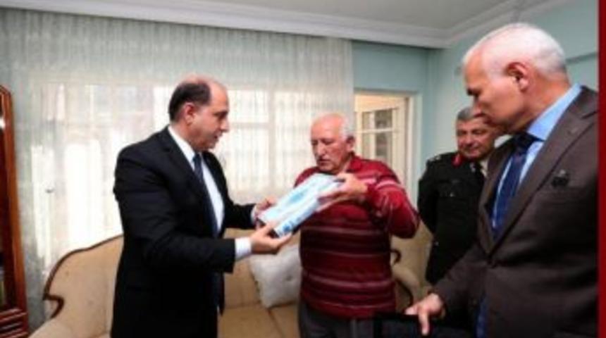 Vali &Ccedil;omaktekin İle Tuğgeneral Yılmaz&rsquo;dan Şehit Ailesine Ziyaret