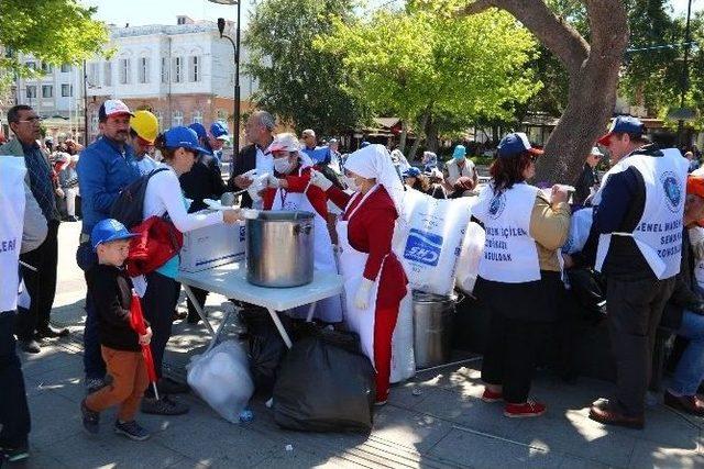 Gmis, Türk-iş’in Çanakkale’deki 1 Mayıs Kutlamasına Katıldı