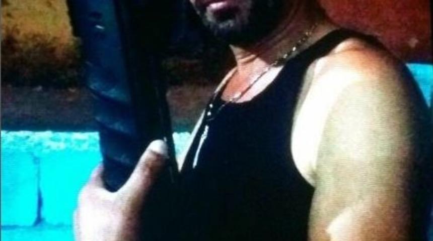 Pompalı T&uuml;fekli Şahıs Polisi Alarma Ge&ccedil;irdi