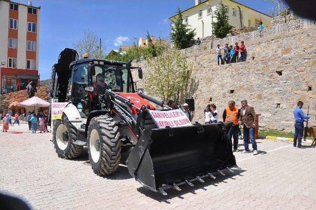 Sarıveliler Belediyesi!ne Araç Takviyesi