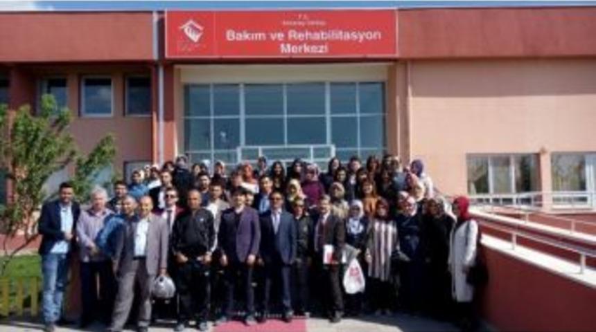 Aday &Ouml;ğretmenlerden Rehabilitasyon Merkezine Ziyaret