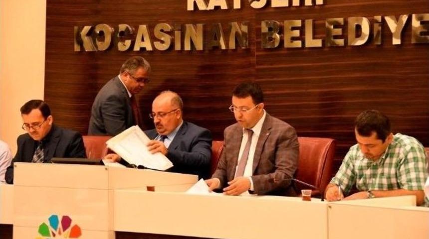 Kocasinan, Tarihi İlkokul İ&ccedil;in Restorasyon İhalesi Yaptı