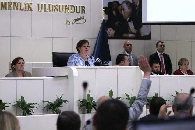 Konak&rsquo;ta 19 Mayıs Coşkusu T&uuml;m Ay S&uuml;recek 2