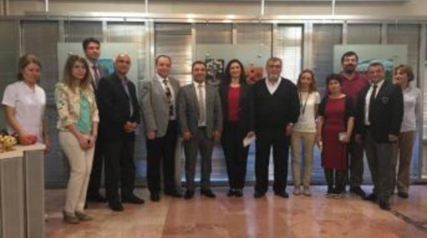 Esog&uuml;&rsquo;de Uğraş Tedavisi El &Uuml;r&uuml;nleri Sergisi A&ccedil;ıldı